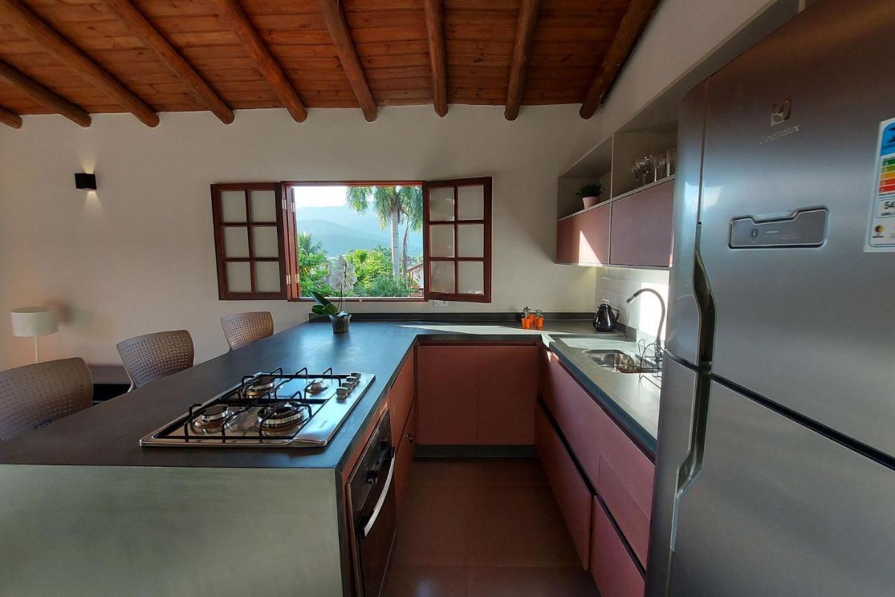 Sapeca - Novo Flat c/ piscina, 50mts da praia, churrasqueira privativa, ar con, wi-fi, netflix. 4pessoas, garagem Araquari Exterior foto
